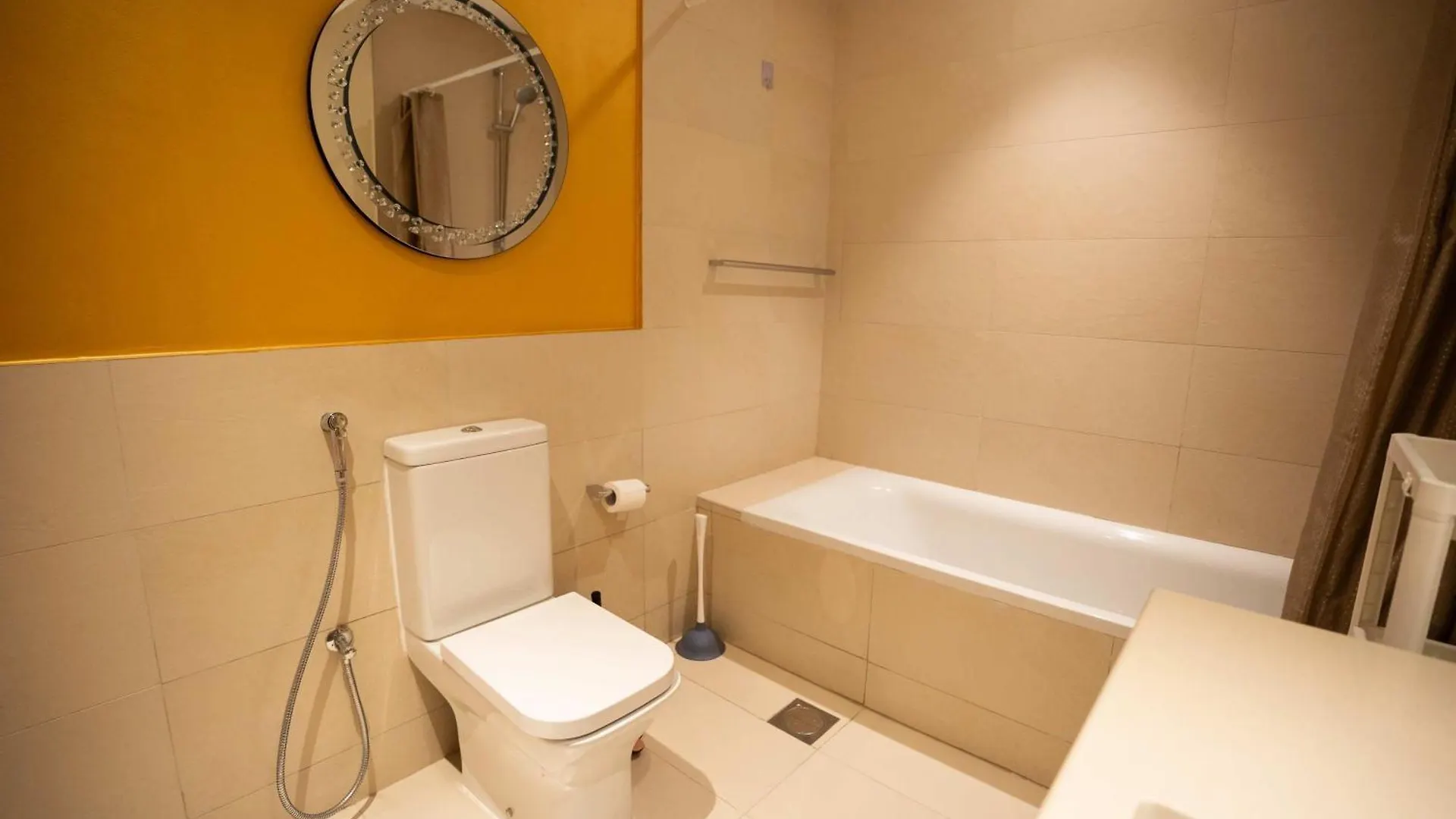 2Br Spacious Private Entrance In Yas Island 001 Abu Dhabi United Arab Emirates