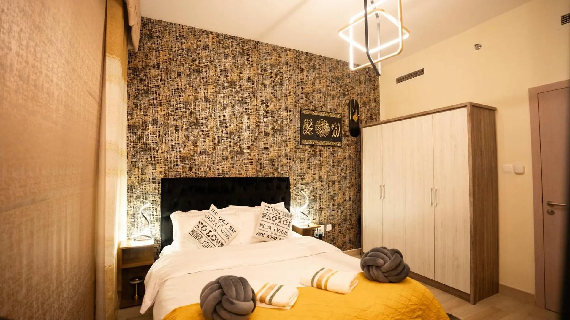 2Br Spacious Private Entrance In Yas Island 001 Abu Dhabi